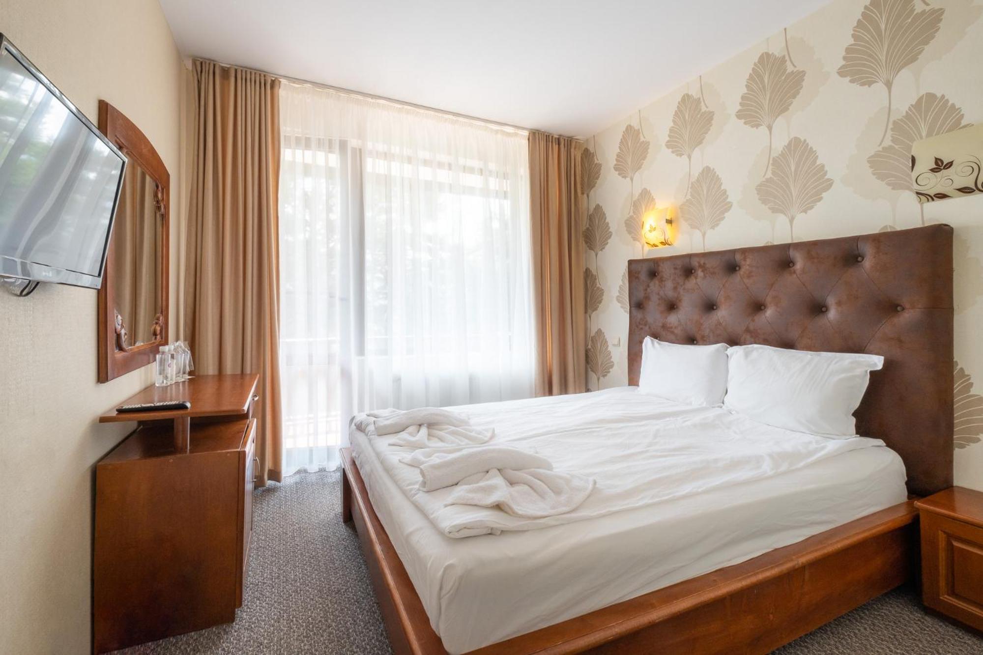 Complex Katalina Hotell Tsigov Chark Exteriör bild