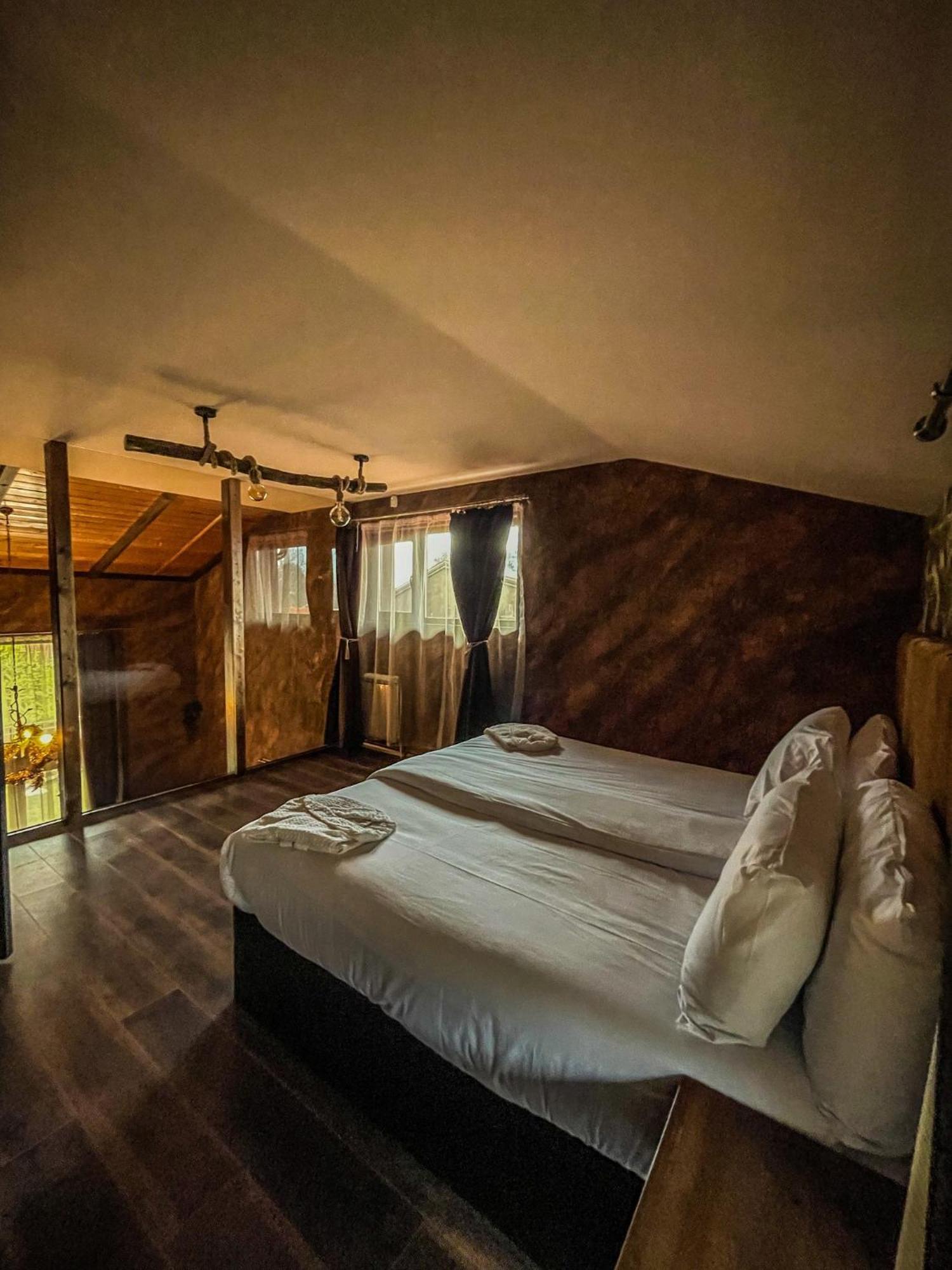 Complex Katalina Hotell Tsigov Chark Exteriör bild