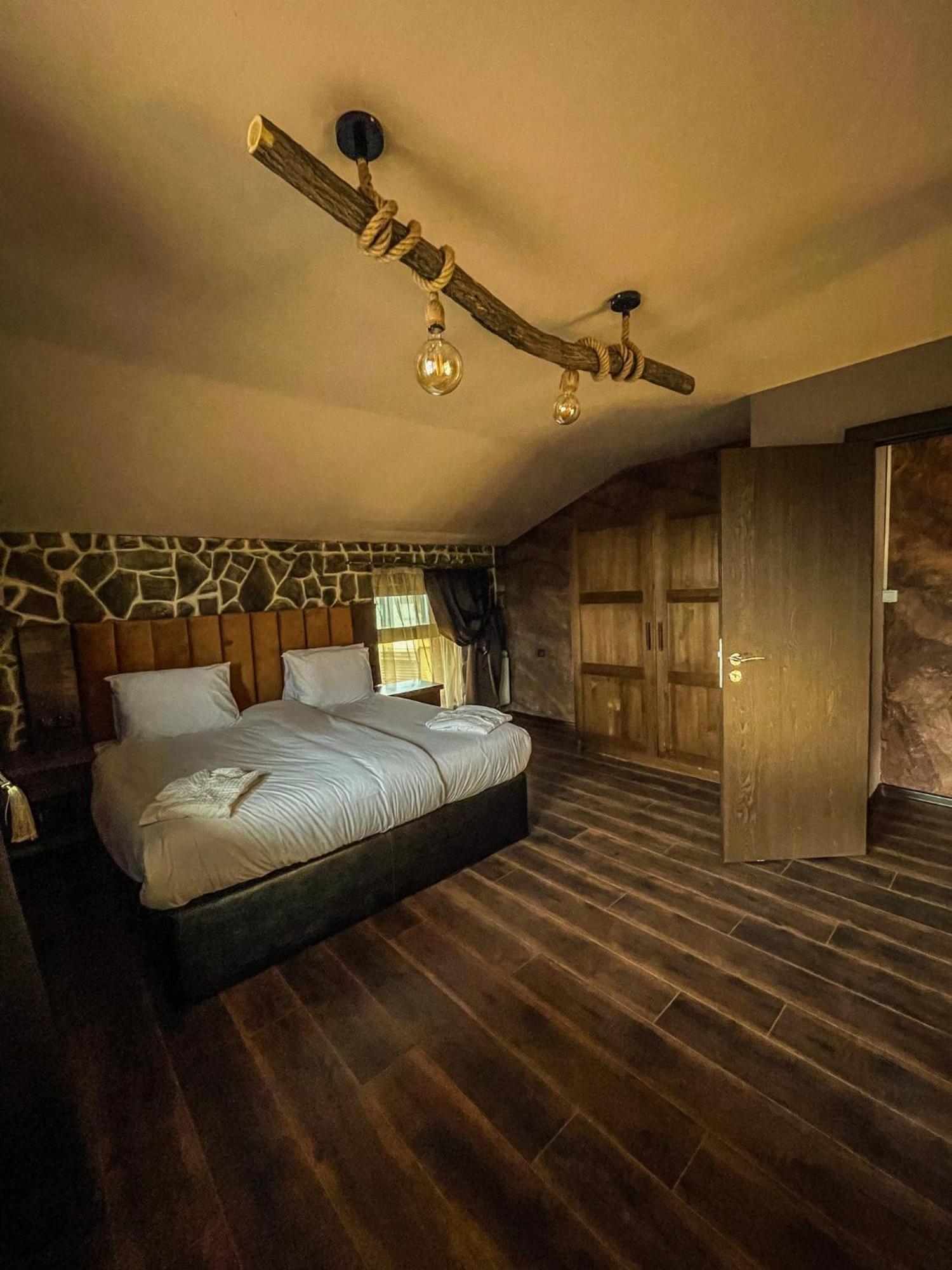Complex Katalina Hotell Tsigov Chark Exteriör bild