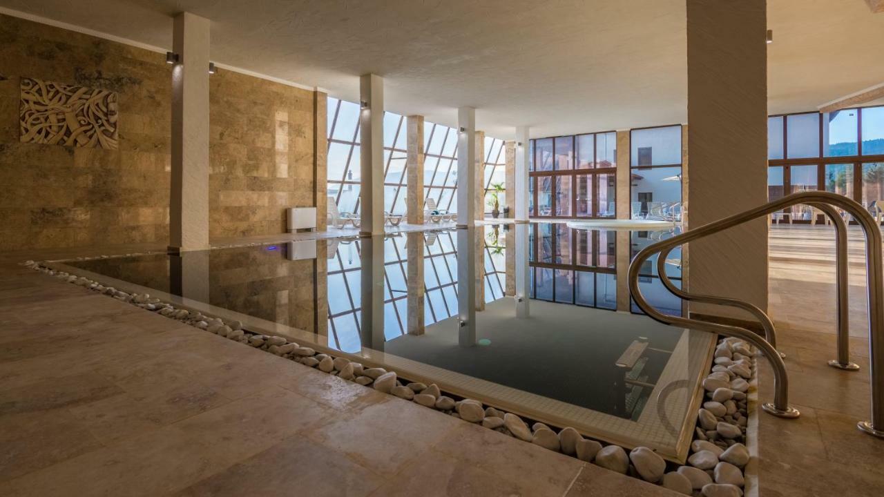 Complex Katalina Hotell Tsigov Chark Exteriör bild